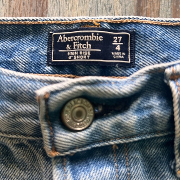 Abercrombie & Fitch Blue Jean Shorts Distressed Vintage Style. - Picture 3 of 9